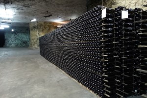 Тур Сіль і шампанське: Бахмут, завод ігристих вин Artwinery